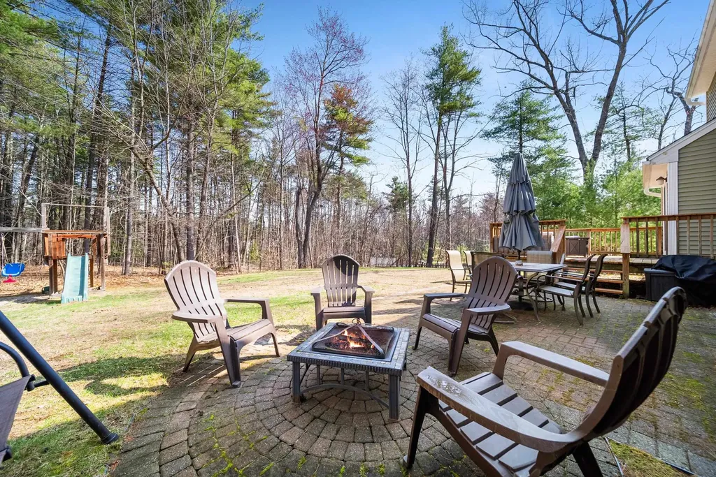 18 Wyman Lane Milford NH 03055