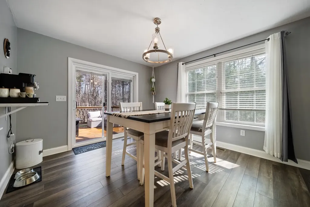18 Wyman Lane Milford NH 03055
