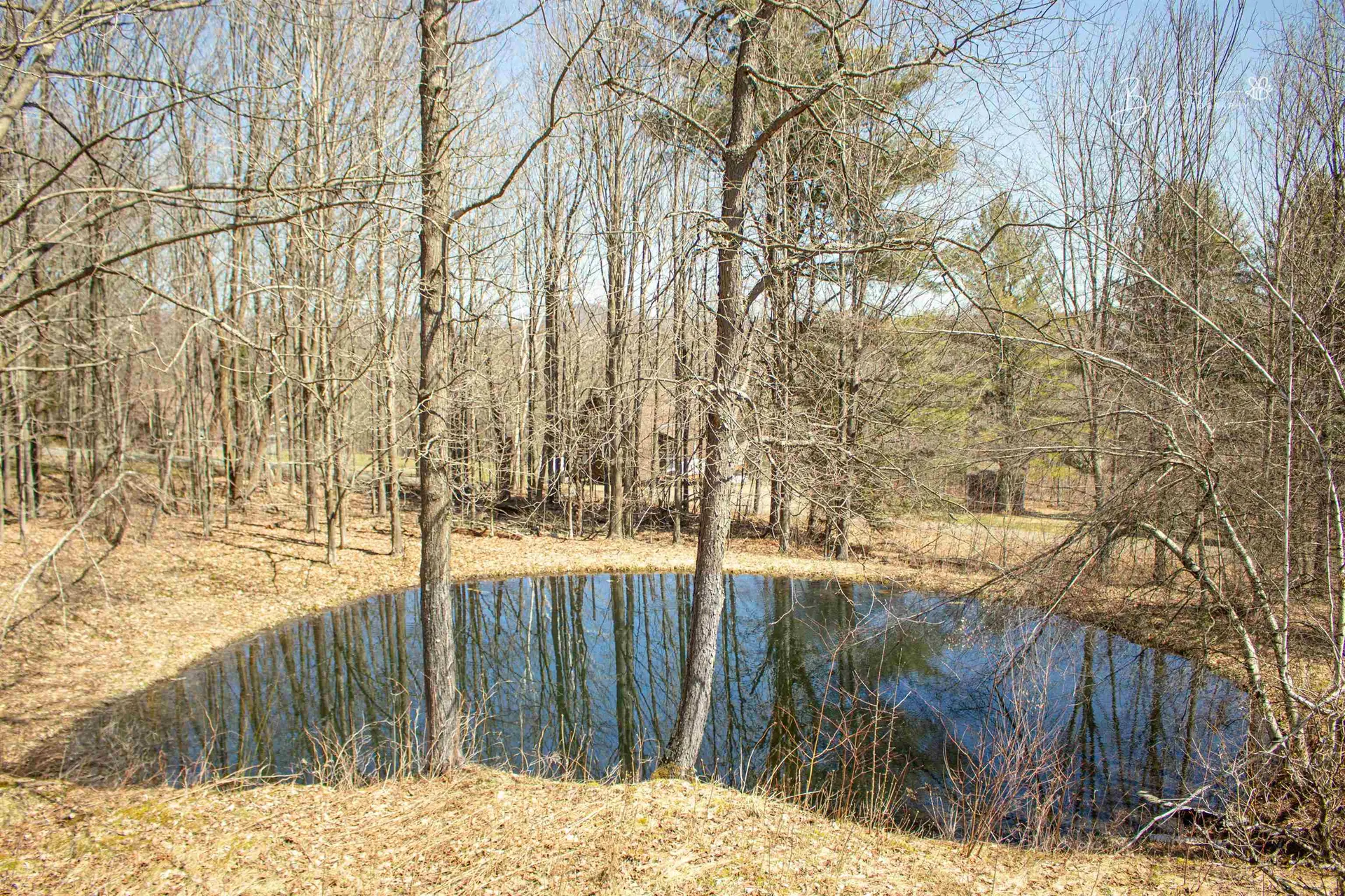 1387 Vt Route 101 Troy VT 05859