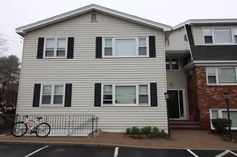 73 East Broadway Street Derry NH 03038