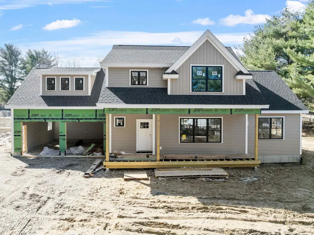27 Clover Lane Laconia NH 03246
