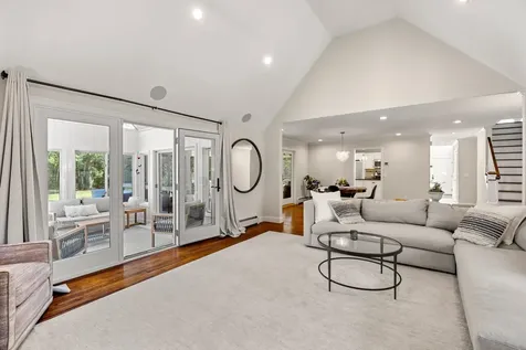 11 Shadow Lane Amherst NH 03031