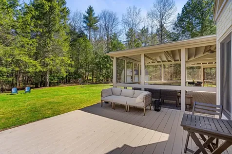 11 Shadow Lane Amherst NH 03031