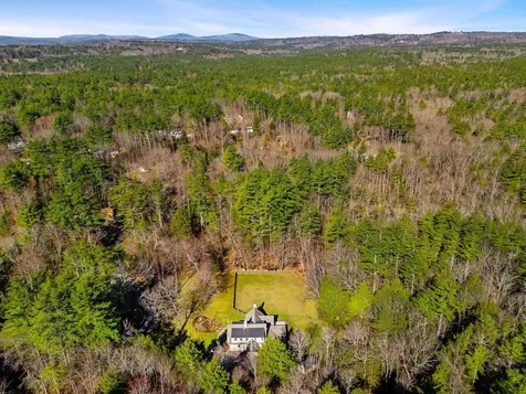 11 Shadow Lane Amherst NH 03031