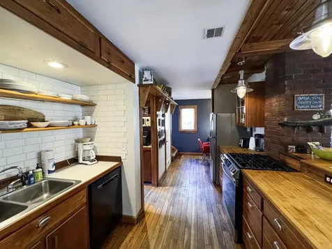 53 Rocky Road Warren VT 05674