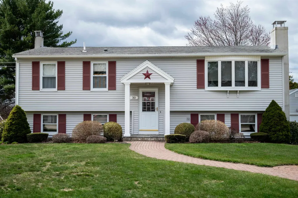 30 Davis Road Portsmouth NH 03801