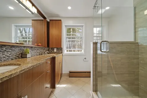 10 Johnson Drive Newmarket NH 03857