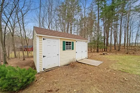 10 Johnson Drive Newmarket NH 03857