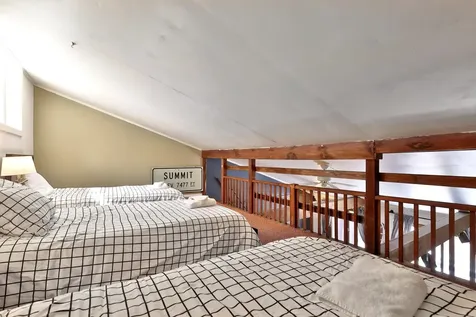 182 Upper Round Top Extension Plymouth VT 05056