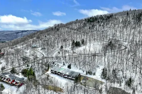 182 Upper Round Top Extension Plymouth VT 05056