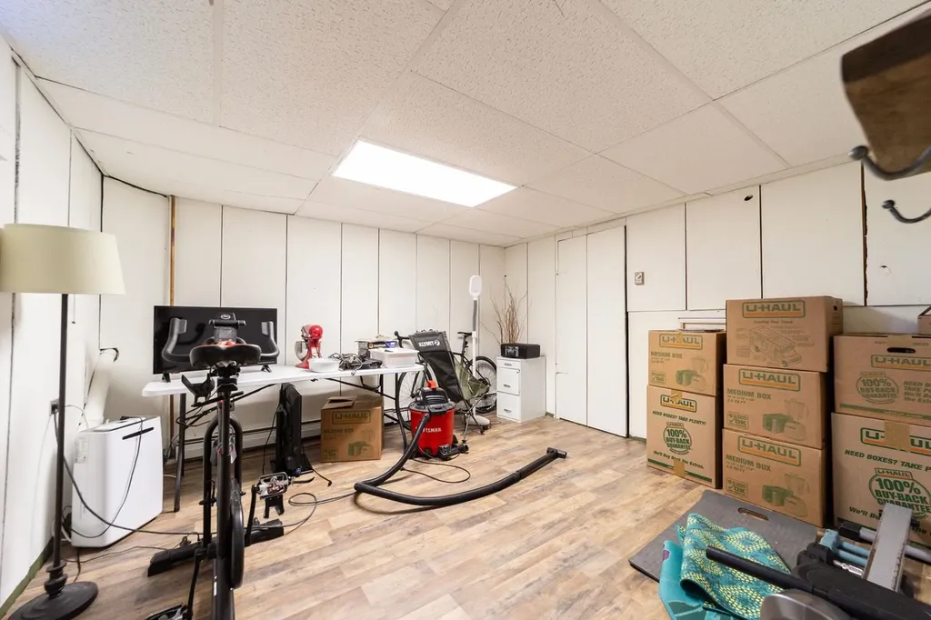 28 Hob Nob Lane Holderness NH 03245