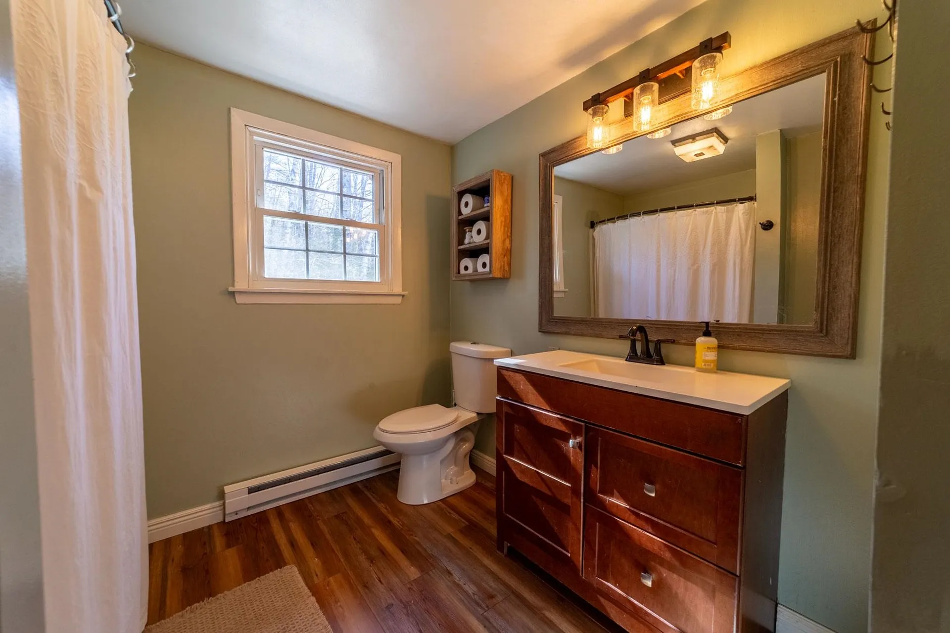 28 Hob Nob Lane Holderness NH 03245