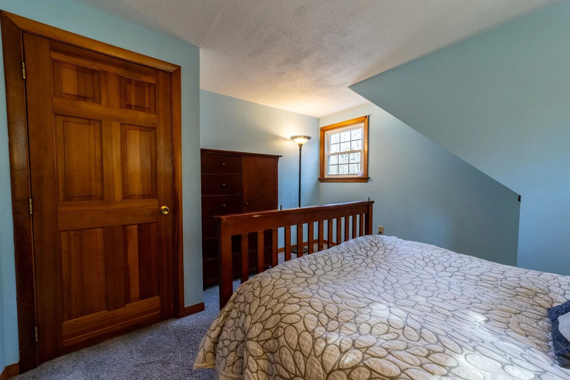 28 Hob Nob Lane Holderness NH 03245