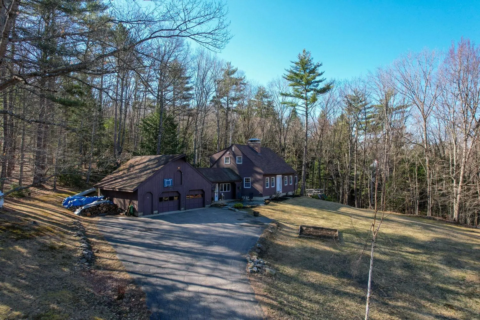 28 Hob Nob Lane Holderness NH 03245