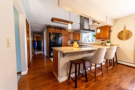 28 Hob Nob Lane Holderness NH 03245