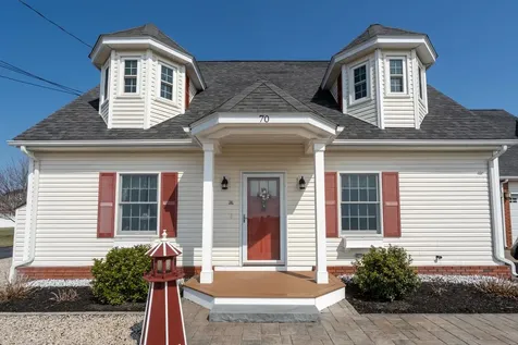 70 Glade Path Hampton NH 03842