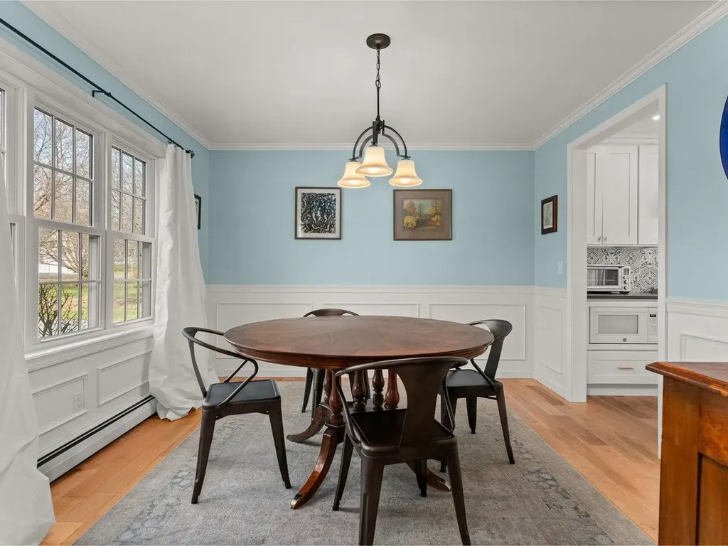 111 Littlefield Drive Shelburne VT 05482