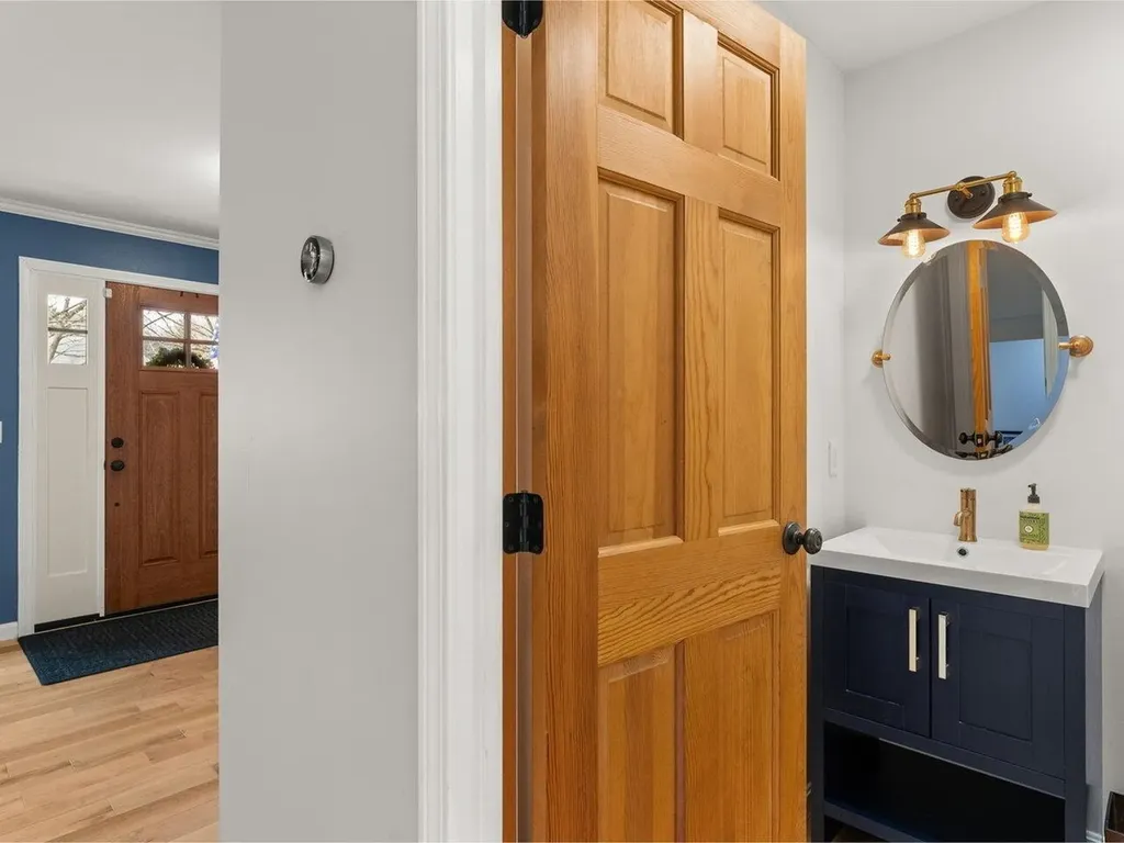 111 Littlefield Drive Shelburne VT 05482