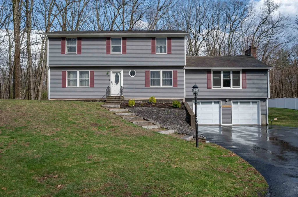 5 Partridge Lane Londonderry NH 03053