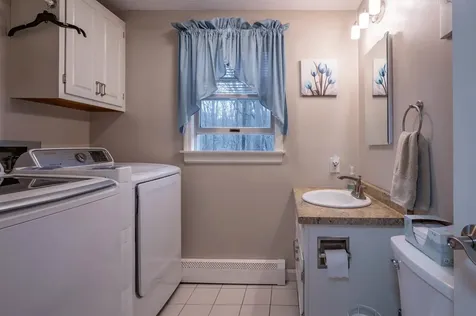 5 Partridge Lane Londonderry NH 03053