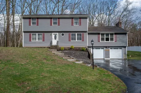 5 Partridge Lane Londonderry NH 03053