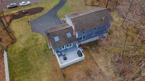 5 Partridge Lane Londonderry NH 03053