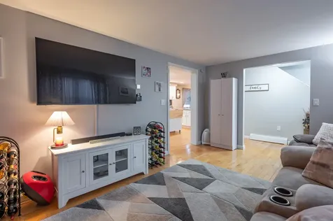 5 Partridge Lane Londonderry NH 03053