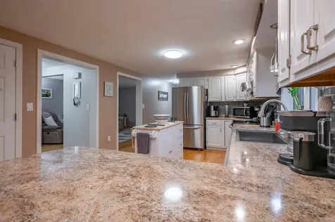 5 Partridge Lane Londonderry NH 03053