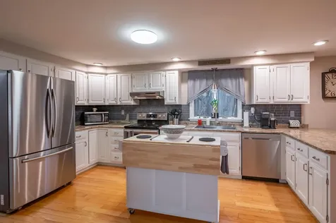 5 Partridge Lane Londonderry NH 03053