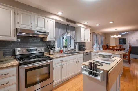 5 Partridge Lane Londonderry NH 03053