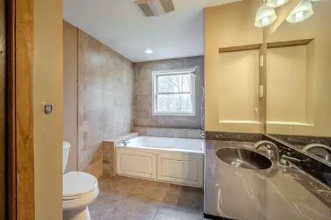 239 County Road Bedford NH 03110