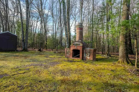 239 County Road Bedford NH 03110