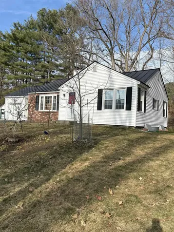 15 Mack Avenue Lebanon NH 03784