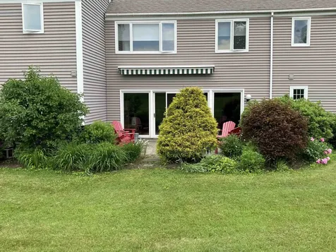 48 Hilltop Place New London NH 03257