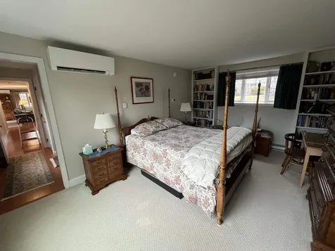 48 Hilltop Place New London NH 03257