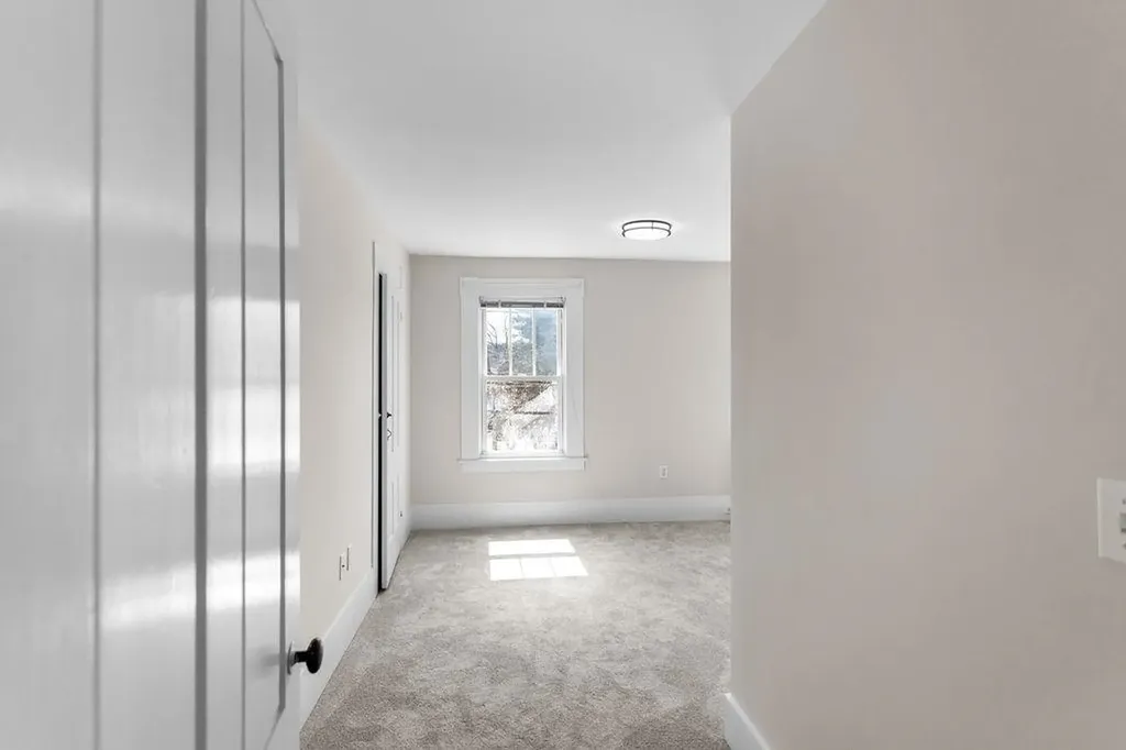 104 Glass Street Pembroke NH 03275