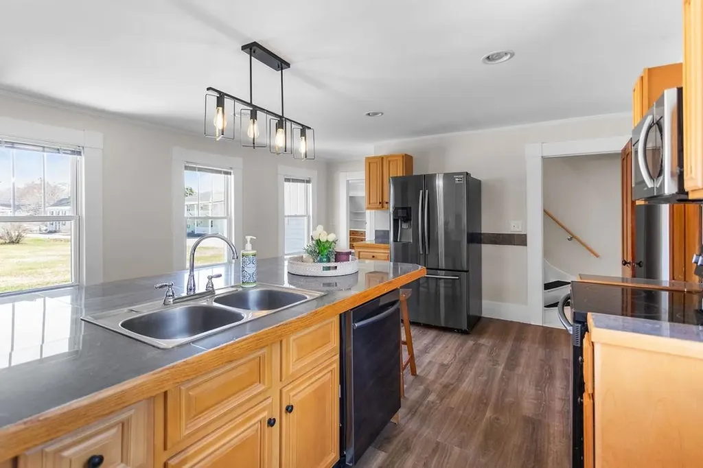 104 Glass Street Pembroke NH 03275