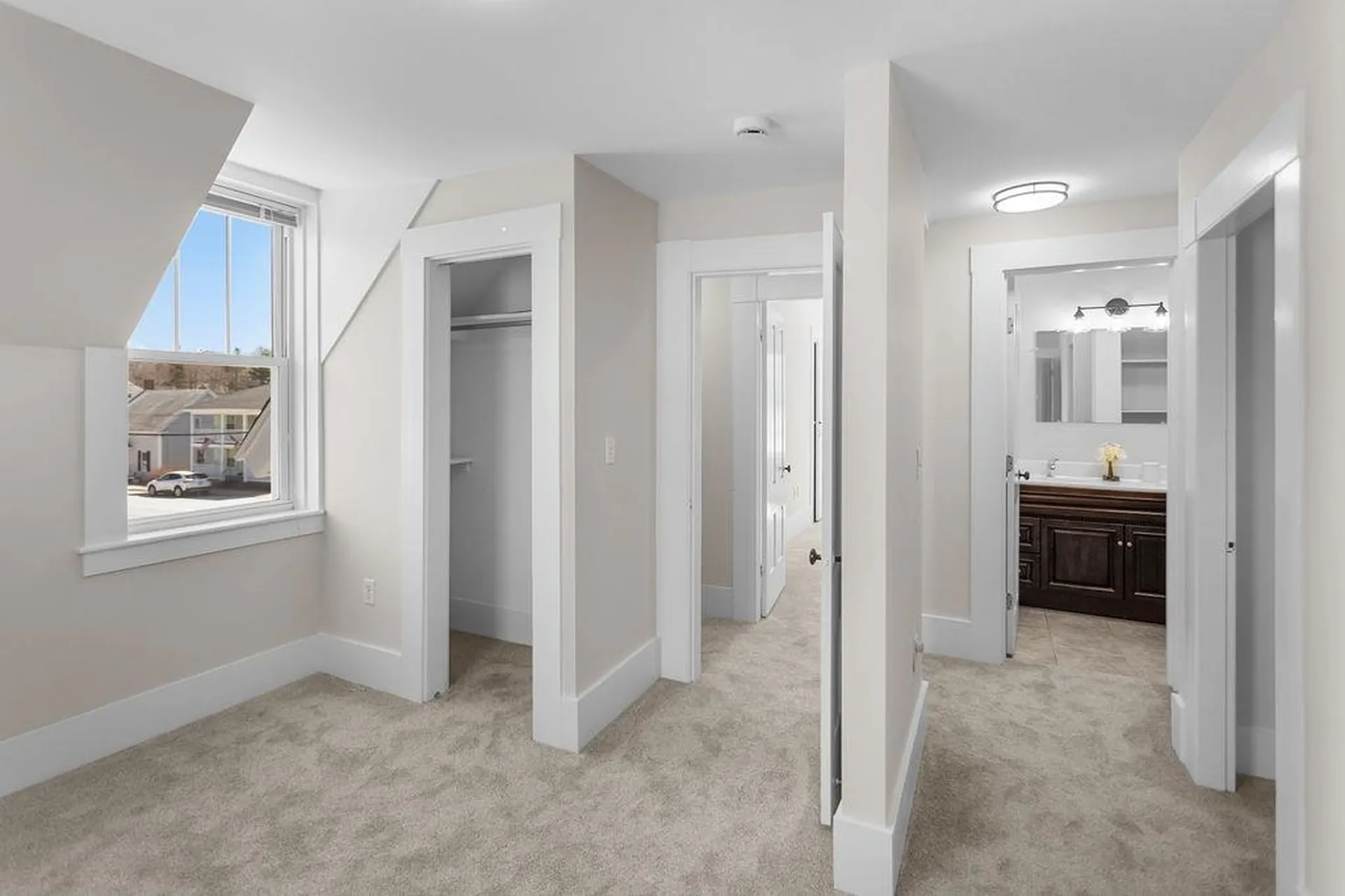 104 Glass Street Pembroke NH 03275