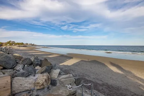 1076 Ocean Boulevard Hampton NH 03842