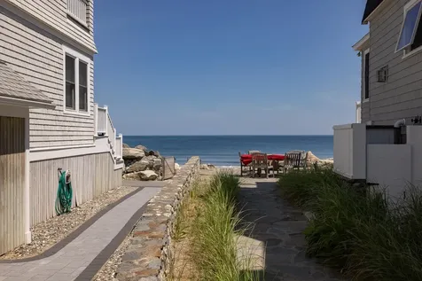 1076 Ocean Boulevard Hampton NH 03842