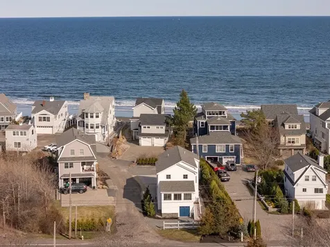1076 Ocean Boulevard Hampton NH 03842