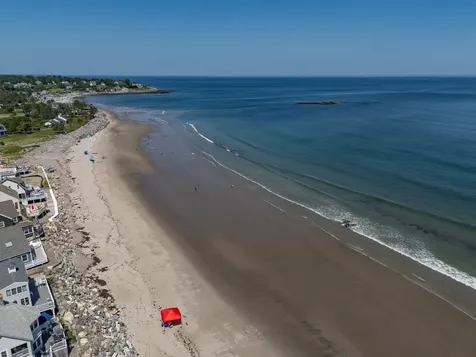 1076 Ocean Boulevard Hampton NH 03842