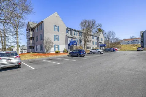 124 Eastern Avenue Manchester NH 03104
