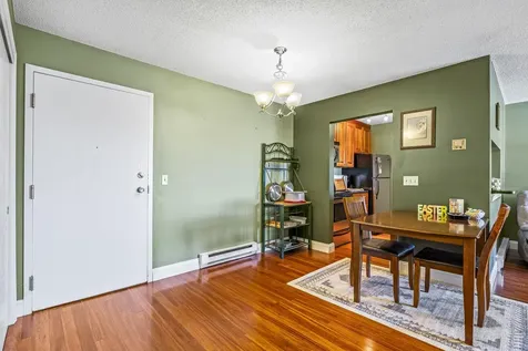 124 Eastern Avenue Manchester NH 03104