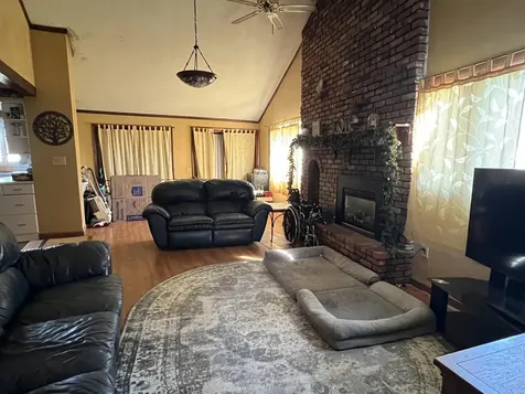 12 Duclos Street Goffstown NH 03102