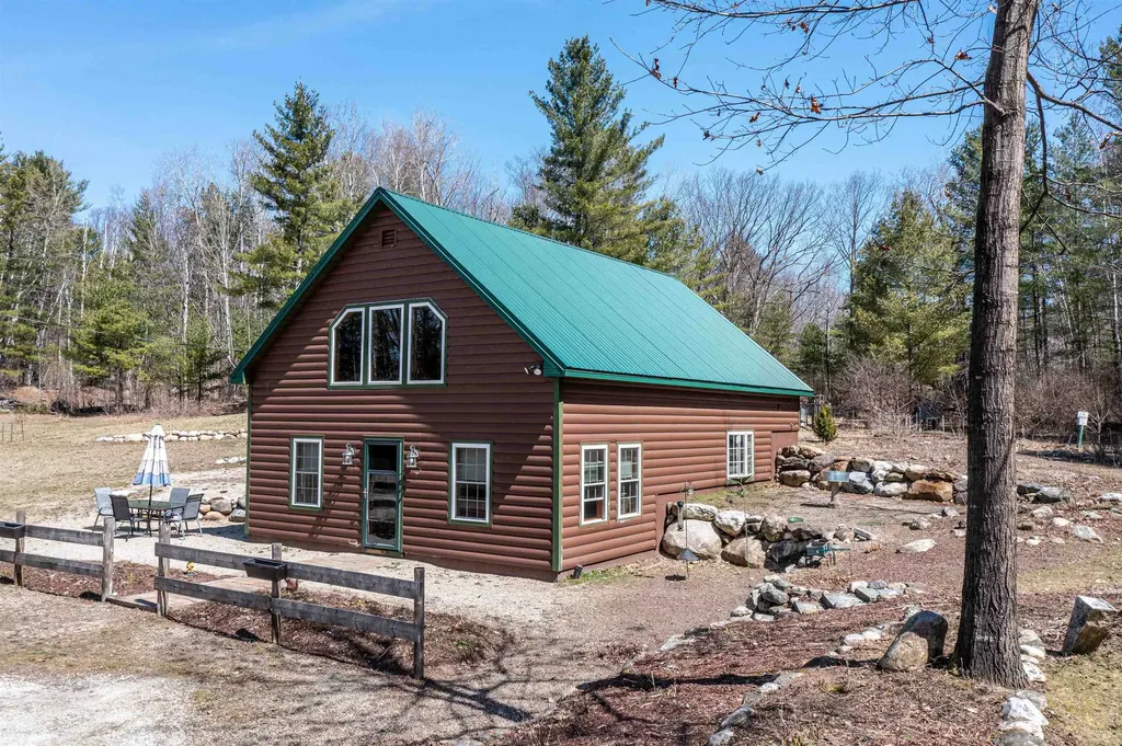 2058 East Clarendon Road Clarendon VT 05759