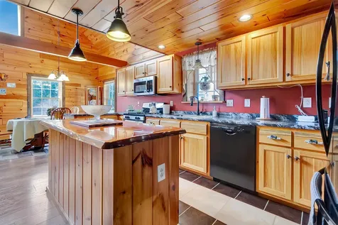 2058 East Clarendon Road Clarendon VT 05759