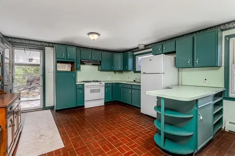 73 Spur Road Dover NH 03820