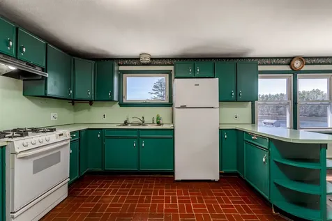 73 Spur Road Dover NH 03820