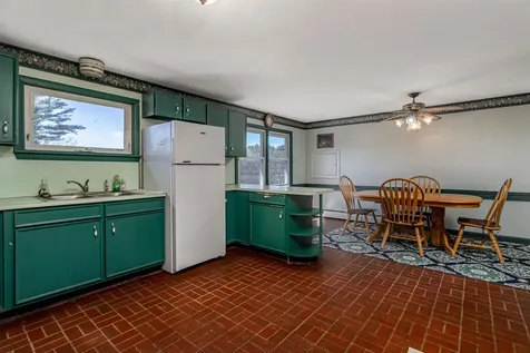 73 Spur Road Dover NH 03820